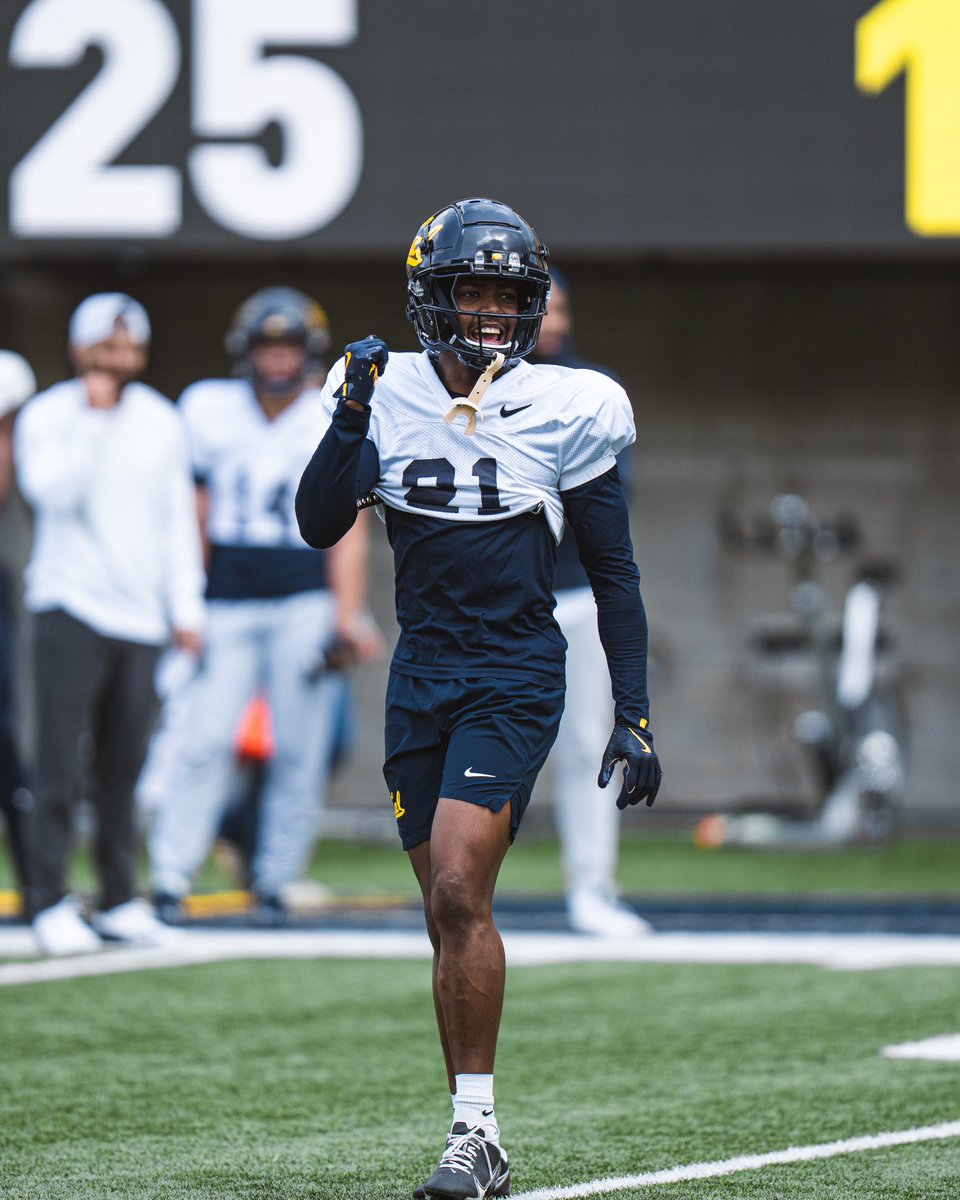 j1young_'s tweet image. Relish the Process #Year1