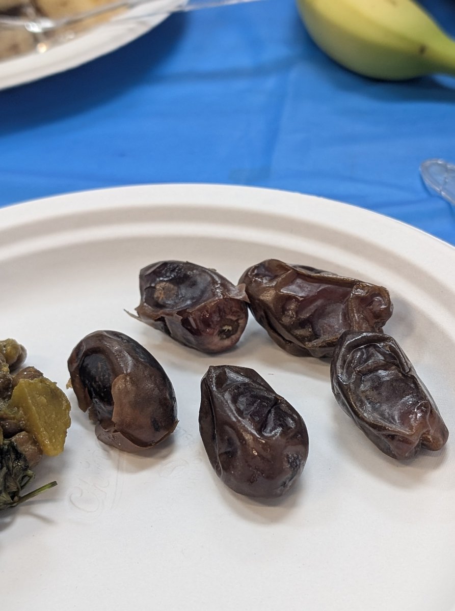 اللهم لك صمت و على رزقك أفطرت ، يا رب أنا و أصحابي و حبايبي و الناس كلها يا رب