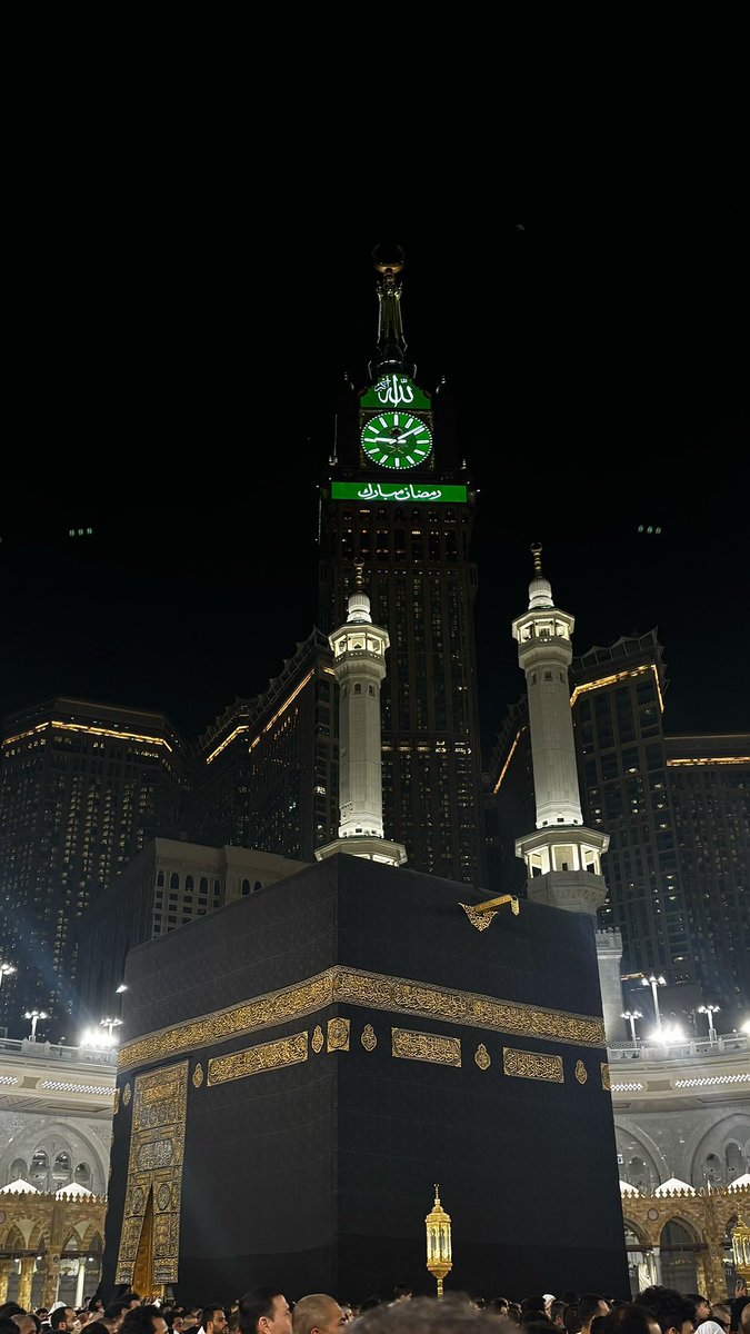 طابَ اللقاء وقرتّ العين وإرتوى القلب
اللّهـم اجعلهـا عُمره مقبولـة 🤍