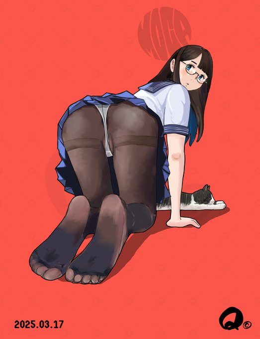 黒タイツがエロいのはつま先😤 