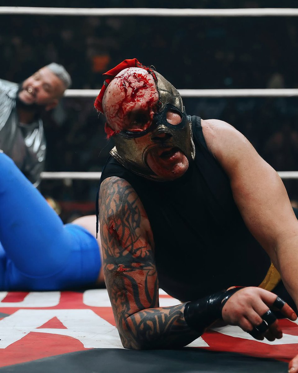 Mundo Libre (@mundolibrearts) on Twitter photo Blue Demon Jr. vs. El Hijo del Solitario (2025) • Ciudad Juárez, Chihuahua, MX 🇲🇽 • Fotografía por <a href="/jesusrosales_/">𝗝𝗘𝗦𝗨𝗦 𝗥𝗢𝗦𝗔𝗟𝗘𝗦</a> 📸 Blue Demon Jr. vs. El Hijo del Solitario (2025) • Ciudad Juárez, Chihuahua, MX 🇲🇽 • Fotografía por <a href="/jesusrosales_/">𝗝𝗘𝗦𝗨𝗦 𝗥𝗢𝗦𝗔𝗟𝗘𝗦</a> 📸
