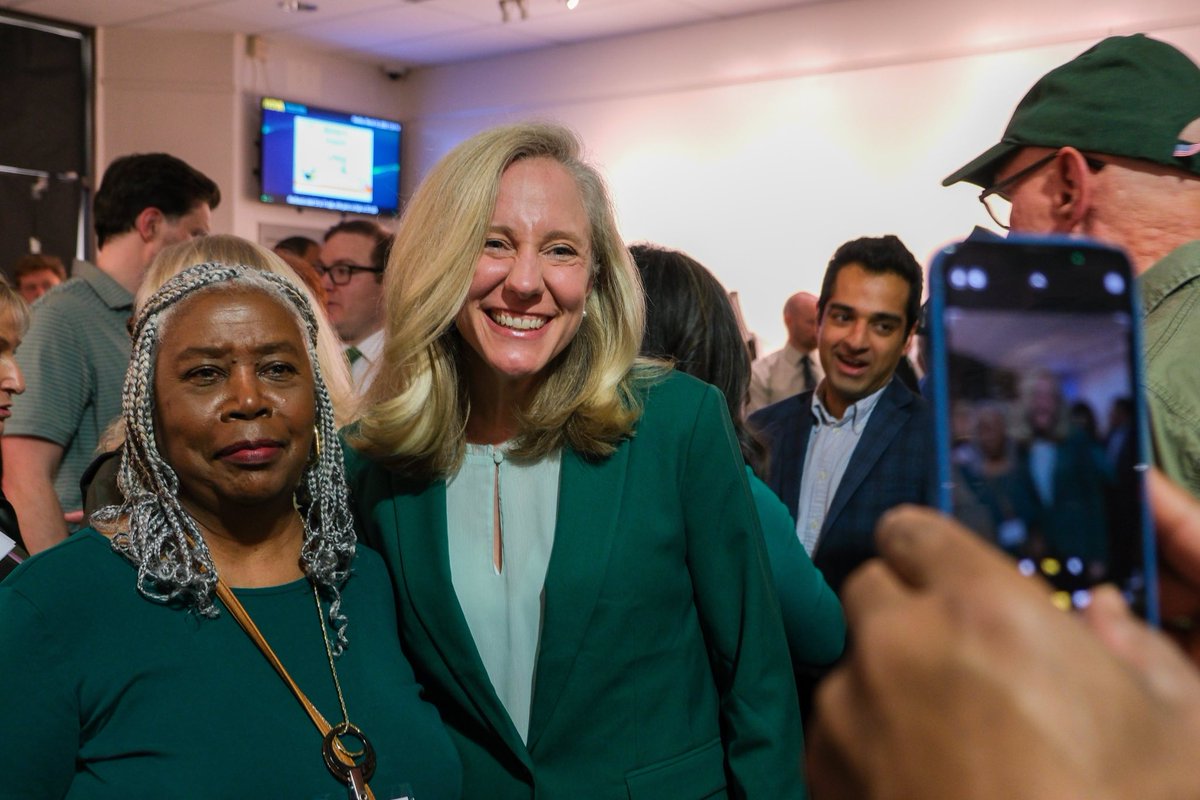 Abigail Spanberger tweet media