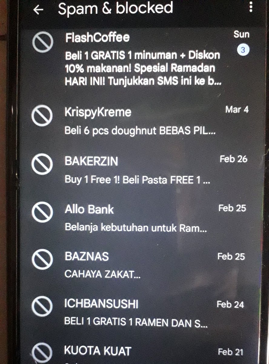 eoneeighty's tweet photo. @Telkomsel @xyz_bcct @Lisztbestraum apaan dah nih sms iklan lu telkomnyet banyak yg gw blok https://t.co/jb6IxFoWTS
