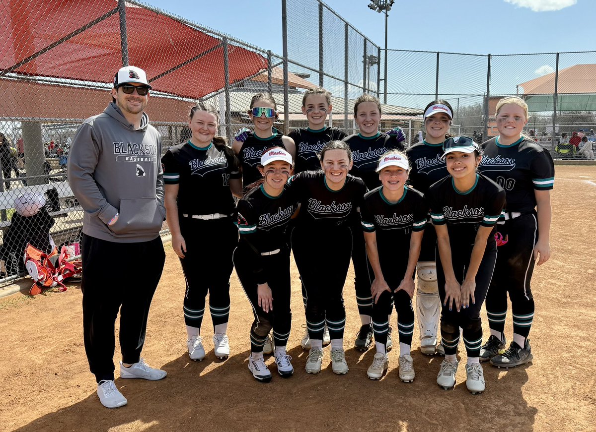 First 💣 of the spring! Was great opening weekend with the team! Back in my happy place 🖤🥎