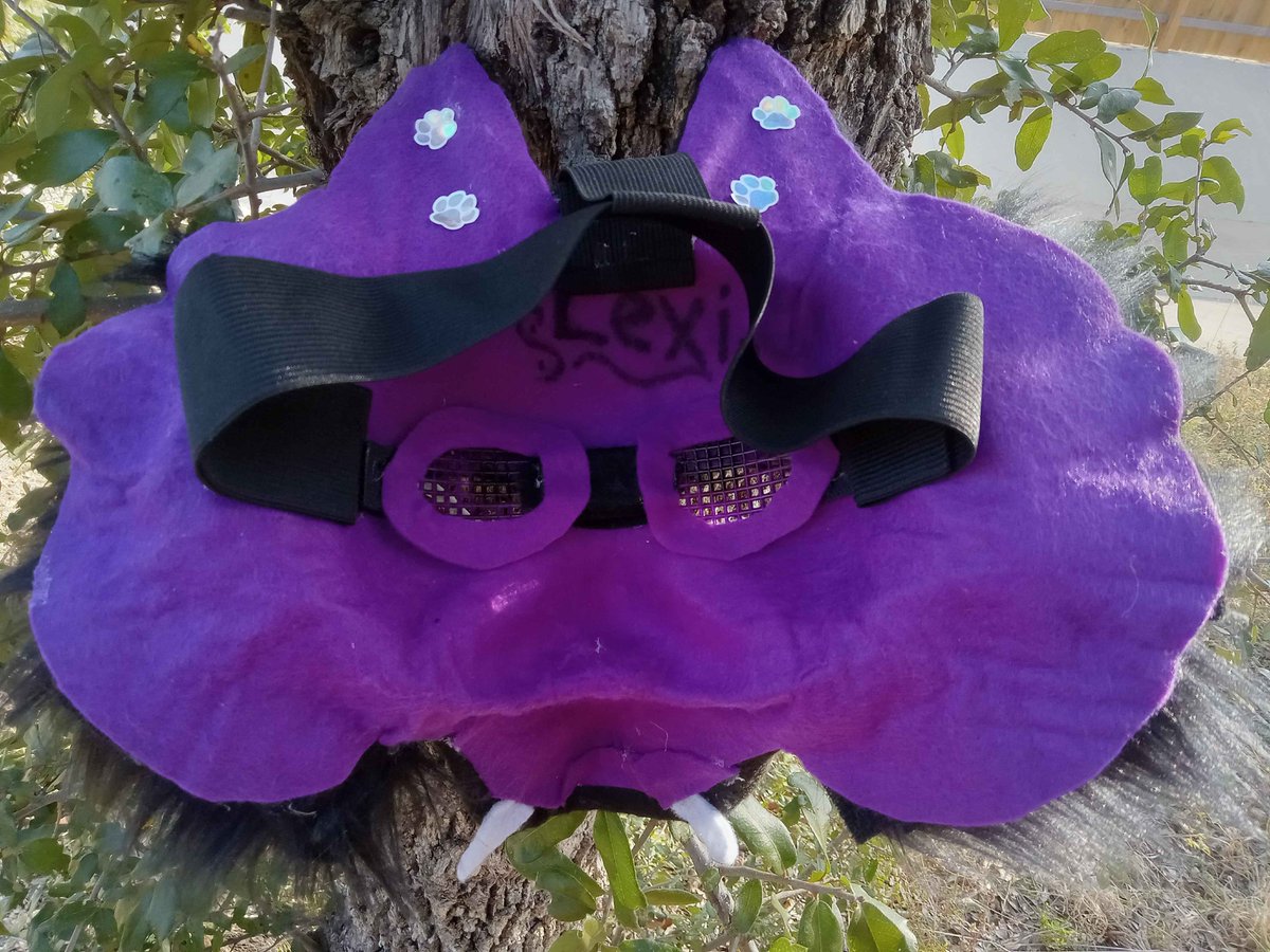 Comm for <a href="/RiftyVT/">AV8 Rifty 🐺 ΘΔ</a> !🐺✨

#wolf #therian