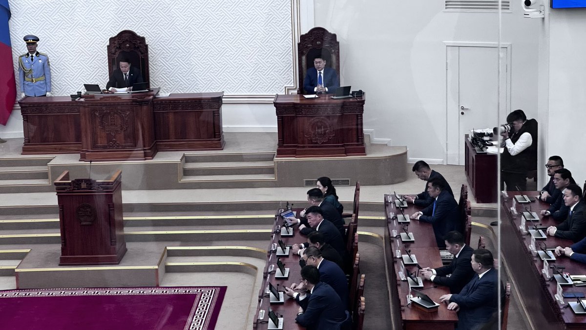Together with the Diplomatic Corps and Heads of International Organisations, we are attending the Opening Ceremony of the State Great Khural (Parliament) for its Spring Session. The speaker noted that people should be at the centre of the law in his opening remarks.