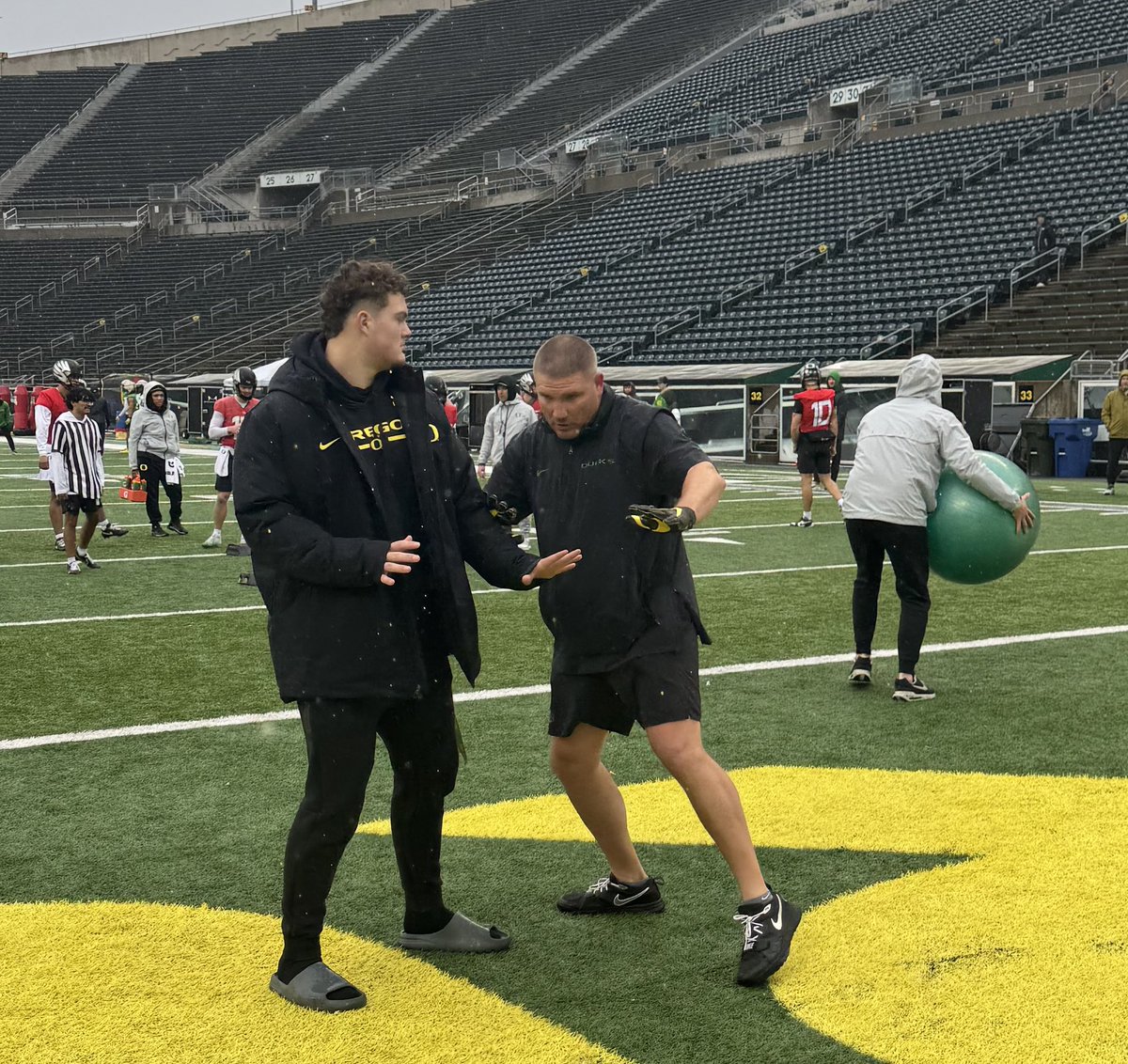 Derek Colman-Brusa (@colmanbrusa2026) on Twitter photo Oregon, thanks for your time this weekend. I had a great time. I look forward to getting back to Eugene soon! Incredible time with all of you.
<a href="/CoachDanLanning/">Dan Lanning</a> <a href="/CoachLup/">Tosh Lupoi</a> <a href="/KamranAraghi1/">Kamran Araghi</a>
<a href="/oregonfootball/">Oregon Football</a> Oregon, thanks for your time this weekend. I had a great time. I look forward to getting back to Eugene soon! Incredible time with all of you.
<a href="/CoachDanLanning/">Dan Lanning</a> <a href="/CoachLup/">Tosh Lupoi</a> <a href="/KamranAraghi1/">Kamran Araghi</a>
<a href="/oregonfootball/">Oregon Football</a>