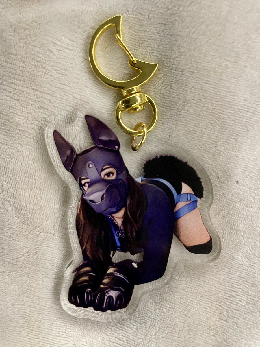 Looking for a pocket pup? Wanna take me on ALL your walks?? I’ve had this tester keychain sitting around, I am going to order more to sell if there’s interest! It’s a very cute charm, double sided.