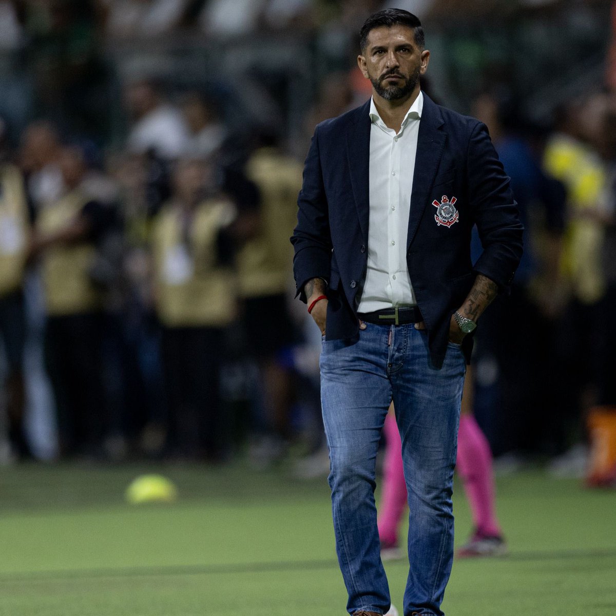 ⚫️⚪️ | Emiliano Díaz desabafa e diz que, junto de seu pai, Ramón, nunca se sentiu respeitado no futebol brasileiro, mas trabalhará para ficar na história do Corinthians:

“Nunca nos sentimos respeitados ou queridos. Sabemos que a nível de estrutura e do grupo, nos respeitam e nos