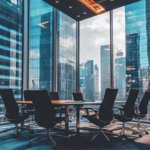 one_visa's tweet photo. 🌏 Thinking of working in Singapore? Here’s your essential guide to the best visa options! ✅

📌 Employment Pass (EP)
📌 S Pass
📌 EntrePass &amp; Investor Visa

💡 Get key requirements for a successful application.

🔗 Read more: [https://t.co/g4AfGjCXkt] #SingaporeVisa #hr https://t.co/e3ueIlYWir