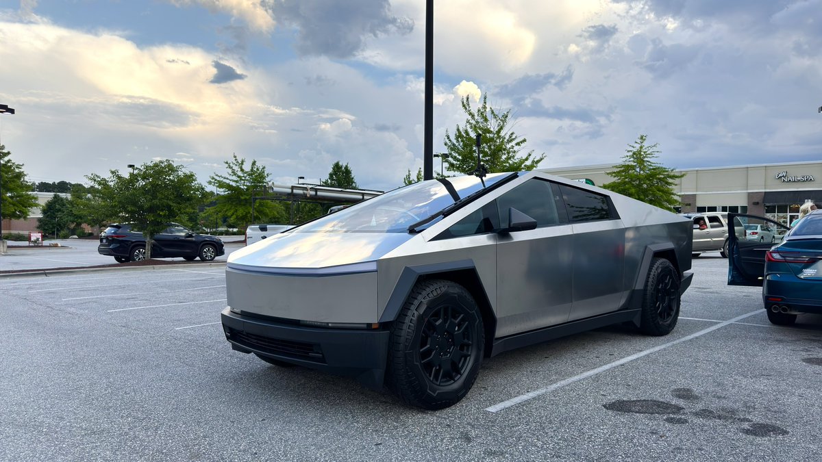 Lamar MK tweet media