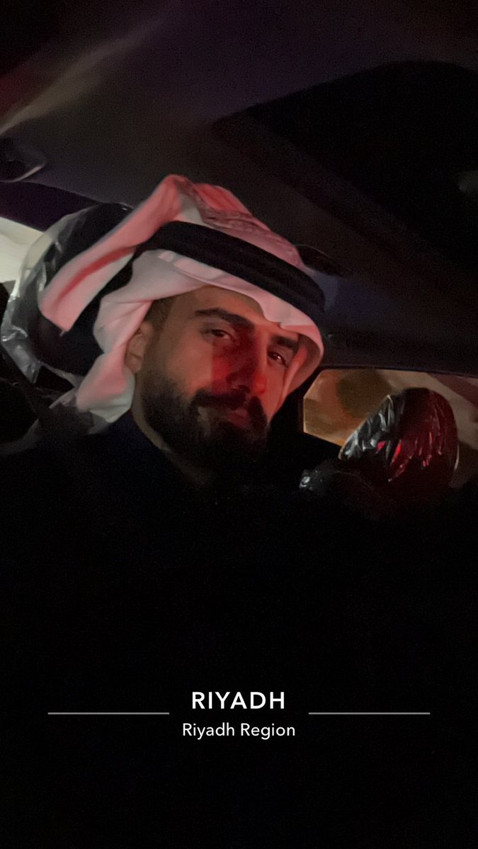 XTL49's tweet image. انا بدوي ثوبي على المتن مشقوق
ومثل الجبال السمر صبري ثباتي
بدر بن عبدالمحسن