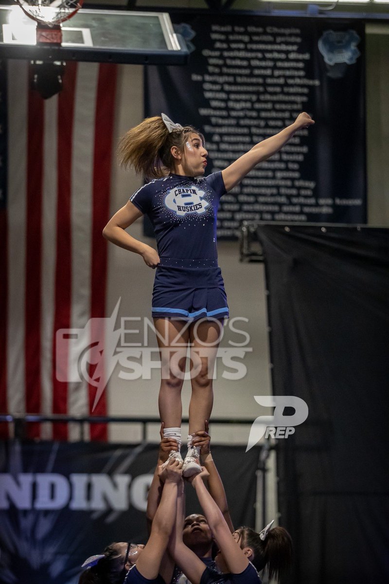EnzoShots's tweet photo. S.O.A.R cheer comp! https://t.co/kOQfqH8e1T