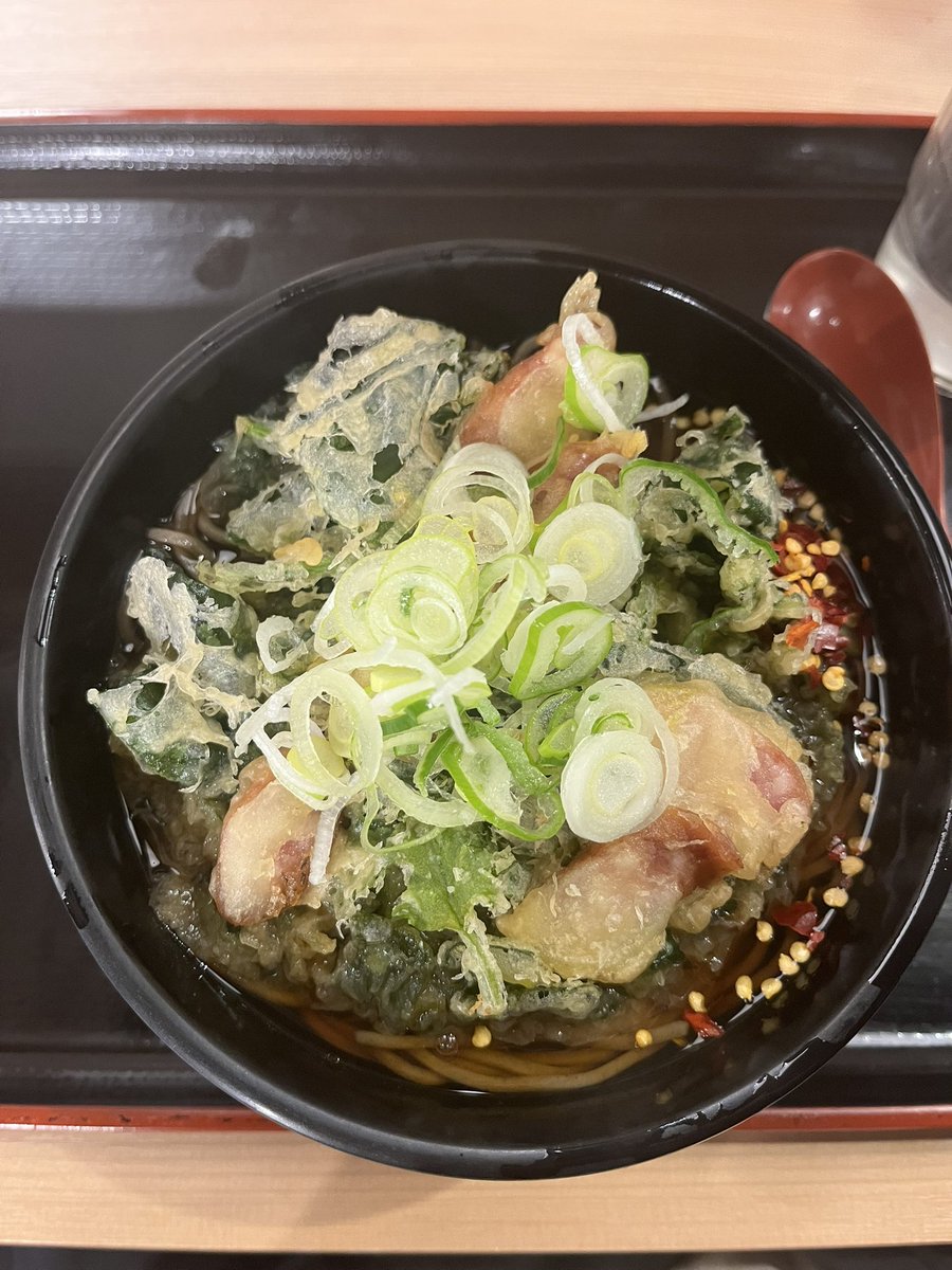 takakom (@wz1ftwtfg0cnldh) on Twitter photo よもだの有楽町ガード下店に初めて行った。広くて快適!
<a href="/yomodasoba/">自家製麺とインドカレーの店 よもだそば</a>
シャウエッセンを使った
ごちそうポパイ天そば!
間に合った
ほうれん草天、最初かりっとあとからトロッと。ありでした!
さすがにボリューミー
#立ち食いそば #天ぷら よもだの有楽町ガード下店に初めて行った。広くて快適!
<a href="/yomodasoba/">自家製麺とインドカレーの店 よもだそば</a>
シャウエッセンを使った
ごちそうポパイ天そば!
間に合った
ほうれん草天、最初かりっとあとからトロッと。ありでした!
さすがにボリューミー
#立ち食いそば #天ぷら