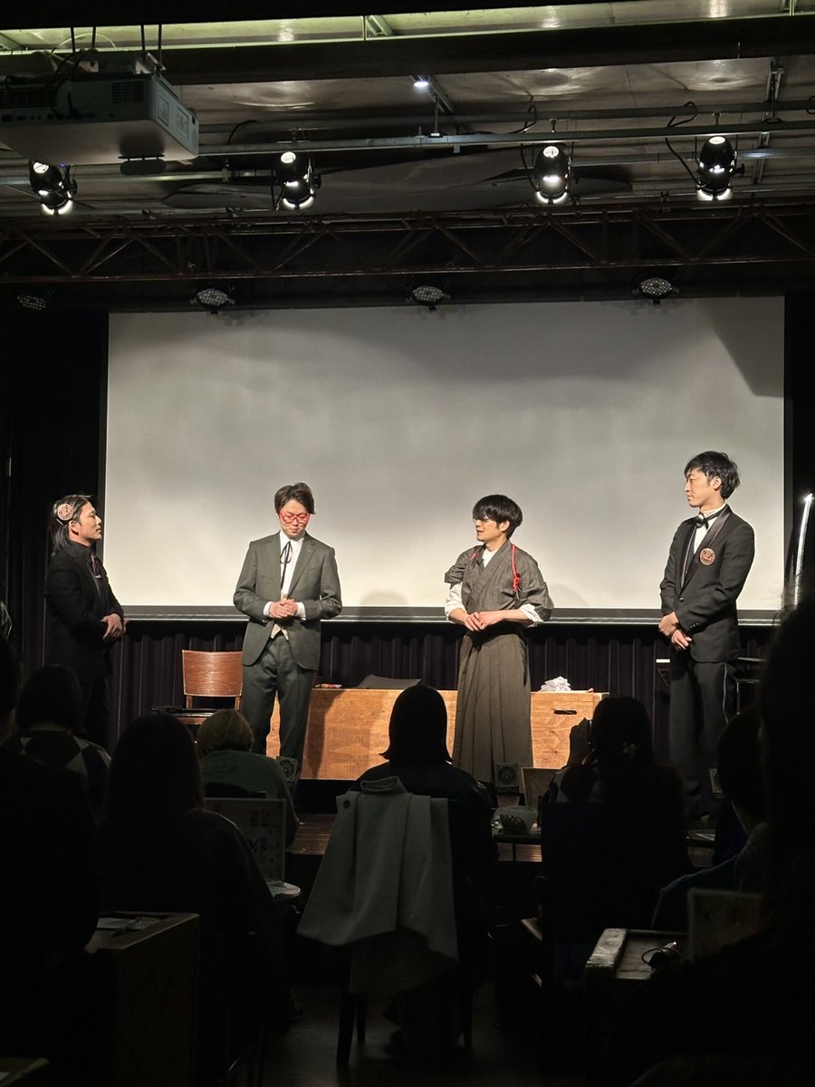 マジックショー「好奇機関倶楽部～瓶詰の不思議人参～」
無事終演しました！
ご来場頂いた皆様ありがとうございました！