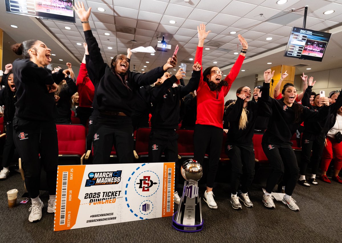 Let the madness begin! 💃 #WeOverMe