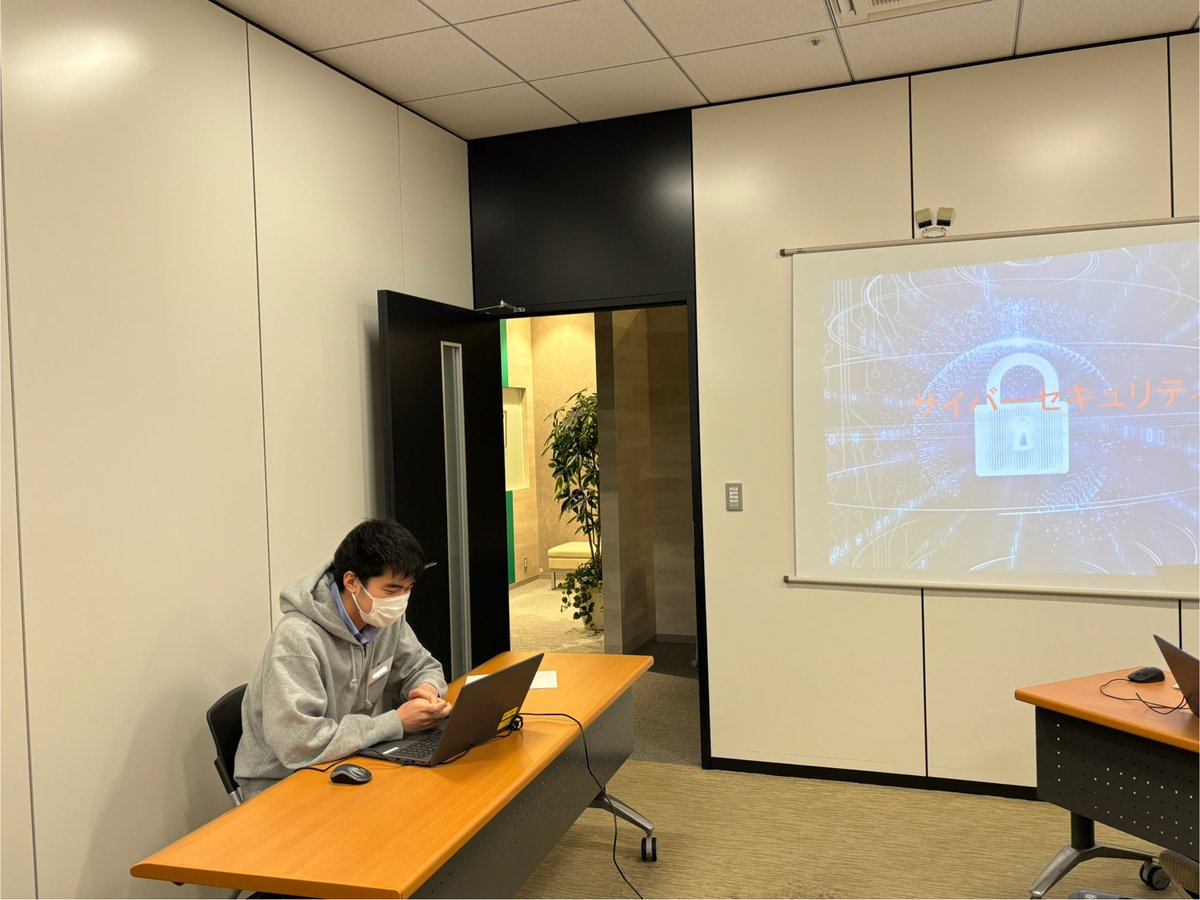 MSDsaiyo's tweet photo. 先日、入社前研修を実施いたしました☺️

今回の研修は、内定者の皆さんが作成したプレゼン資料の発表を行いました🌟
内定者の皆さん4月の入社式お待ちしております🌸

#入社前研修 #池袋 #it企業 https://t.co/jK3PGKh36Q
