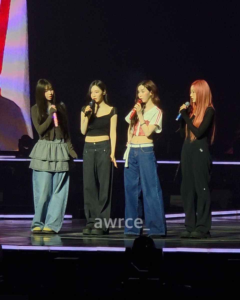 awrce_'s tweet image. 첫막앵콘 다 끝! 고마워 에스파, 잘 했어 수고했어

태그 안된 친구들 @rinasunnie @ibuknyaespa