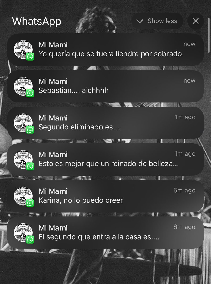 isitepinto's tweet photo. Mi mamá haciéndome reporte de la casa de los famosos, y ustedes que? https://t.co/BZ5mMvG4Br