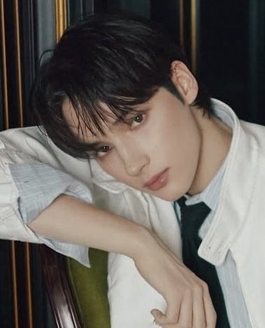 he keeps gwtting prettier someone Do something