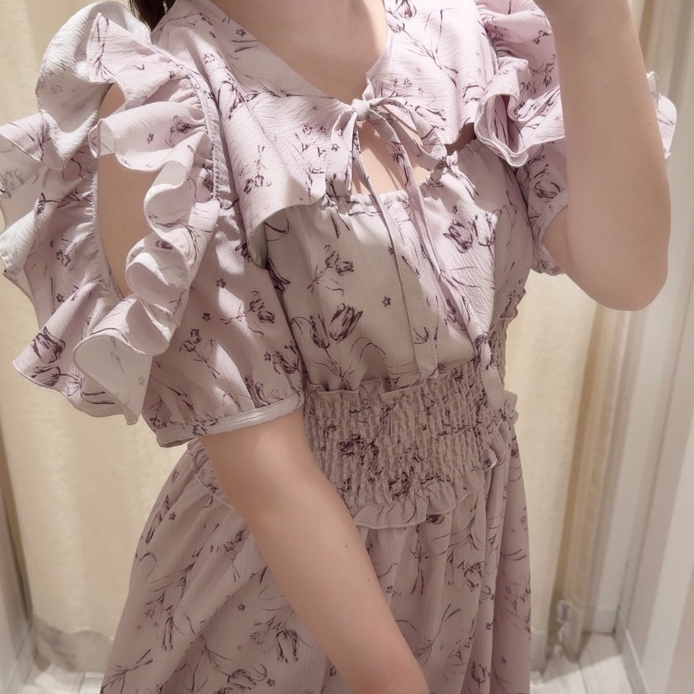 evelyn 天王寺店𝜗𝜚꙳.* #チューリップ柄ロングOP ↪︎ ¥11,800