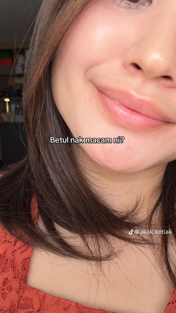 iweenshares's tweet photo. Taking notes ✅

Having a healthy lips yang tak gelap, tak pucat, dan pinkish naturally is my dream mas 🙂‍↔️

Bertahun2 pakai lipstick; lama2 gelap uols. Two tone ketara gila 😭 

Lip treatment tu brand akak ni sendiri
https://t.co/qgj3A6BP2O
https://t.co/ModS6OQFsb https://t.co/lpQtyBZPQe