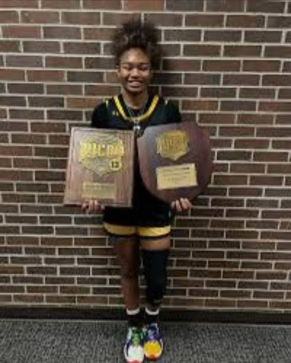 MNDiamondElite1's tweet image. Congratulations to all our Diamonds/MNPrep that continue to shine in the college tournaments.
@CoachTifff @coachbuerman @TeamBuerman