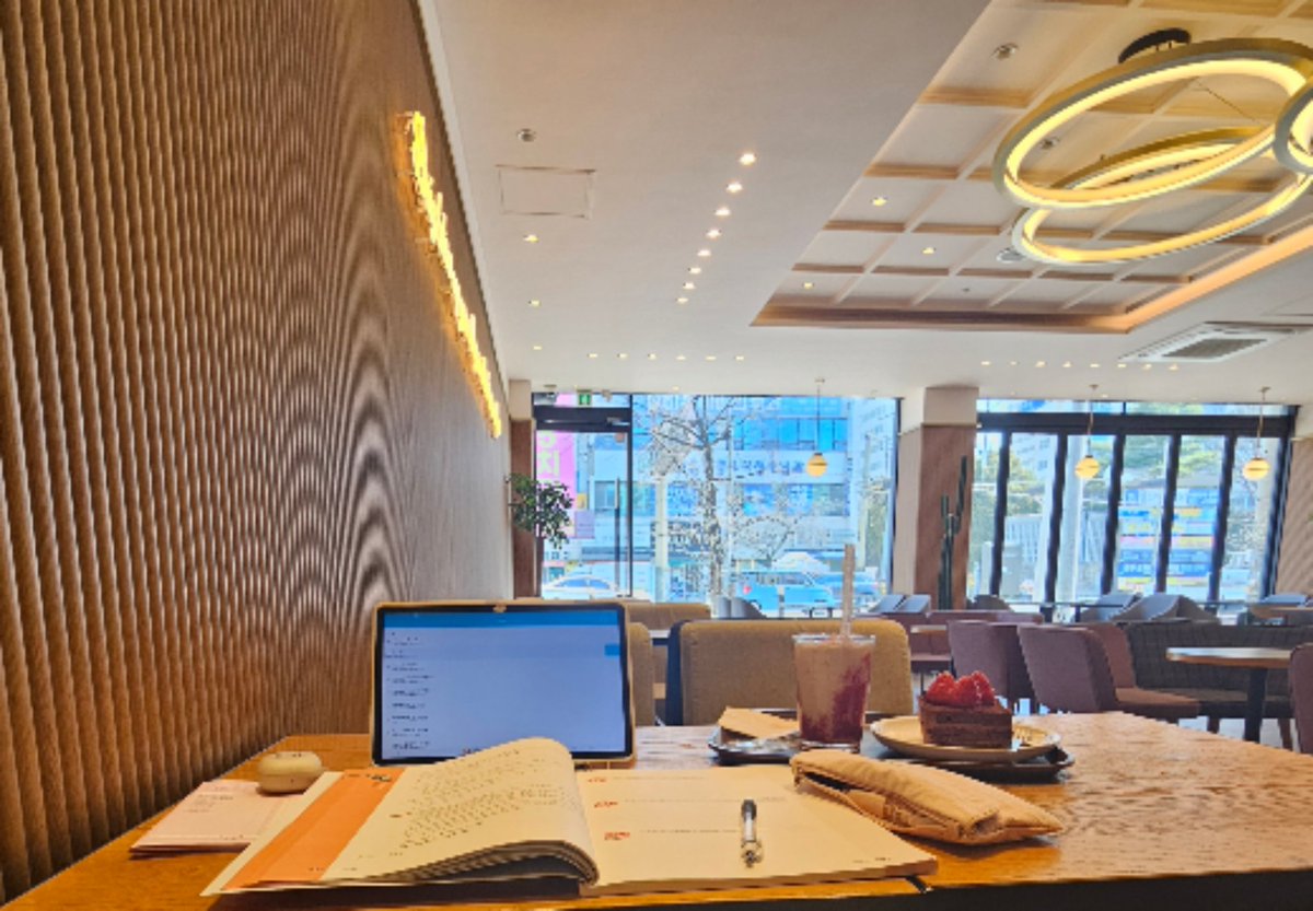 카공 중🍯
받은 깊티 야무지게 사용 완(*´∀`)♪