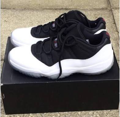 Xx_DMONEY_xX's tweet photo. @JustFreshKicks Need These https://t.co/PuROVShuxa