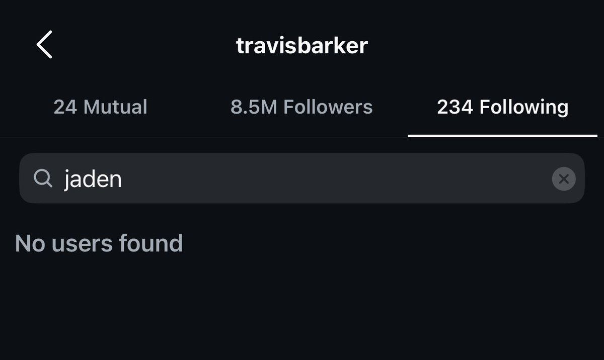 JxdnCharts's tweet image. Travis Barker Has Unfollowed Jaden Hossler on Instagram 💔