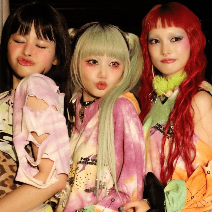 ALIENHINATA's tweet image. BABY I LOVE U