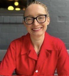 TRUTHERBOMBER's tweet image. TRUTH BOMB 💣

This is the WOKE Marxist muppet (allegedly) transgender “reporter” (BOOM Mike holder) who (apparently), deliberately smacked President Trump in the face with her Mike (not a euphemism guys)

@titonka

#INSTABLOCK
#INSTAFIRED