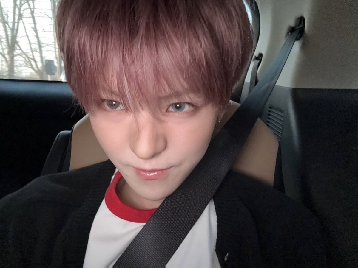 ✌️✌️안녕✌️✌️

#YOSHI #요시 #ヨシ