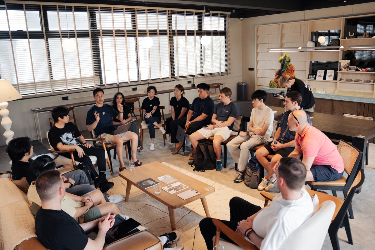 SuperteamSG's tweet photo. Ignition Week Season 2 has officially begun.!!

8 exceptional projects. 4 intensive days. 100+ elite VCs and top Solana founders in one room.

The ONE week that can transform a founder's journey starts today.

For those who made it in — buckle up.
For those watching — pay attention.

History is created at Ignition Week!!