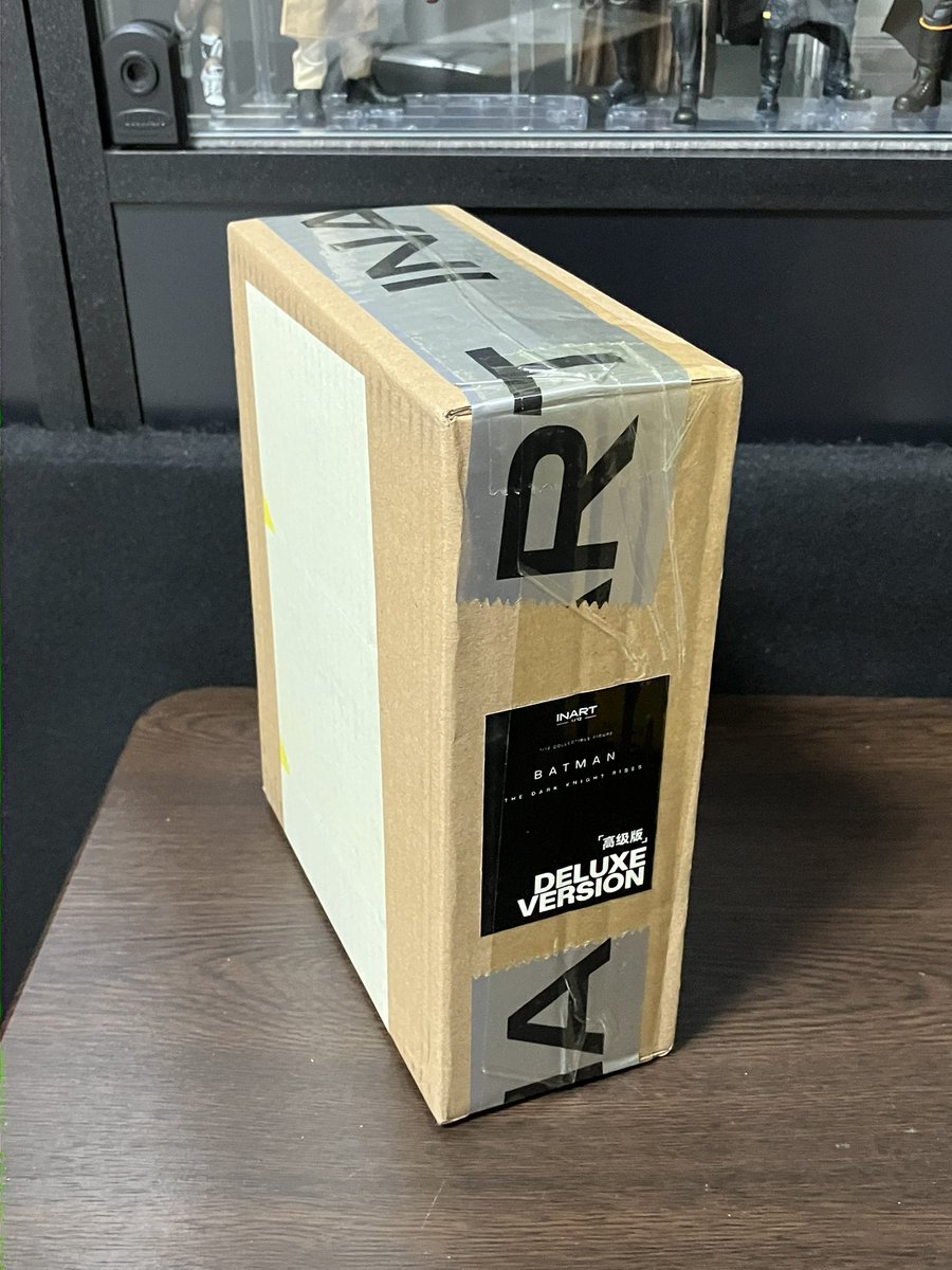 genuinefive's tweet photo. 発送連絡が来た日に到着😳

ただ具合が悪いので開封は後ほど

#INART
 #MORFIG https://t.co/3yRSgvxYWw
