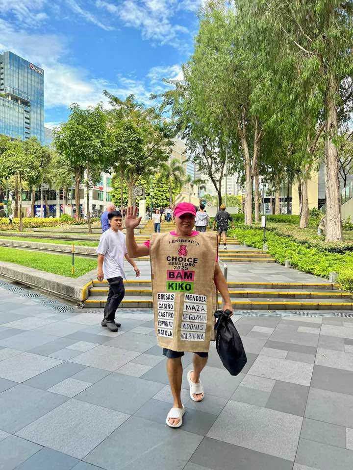 Saludo sa volunteer na ito!