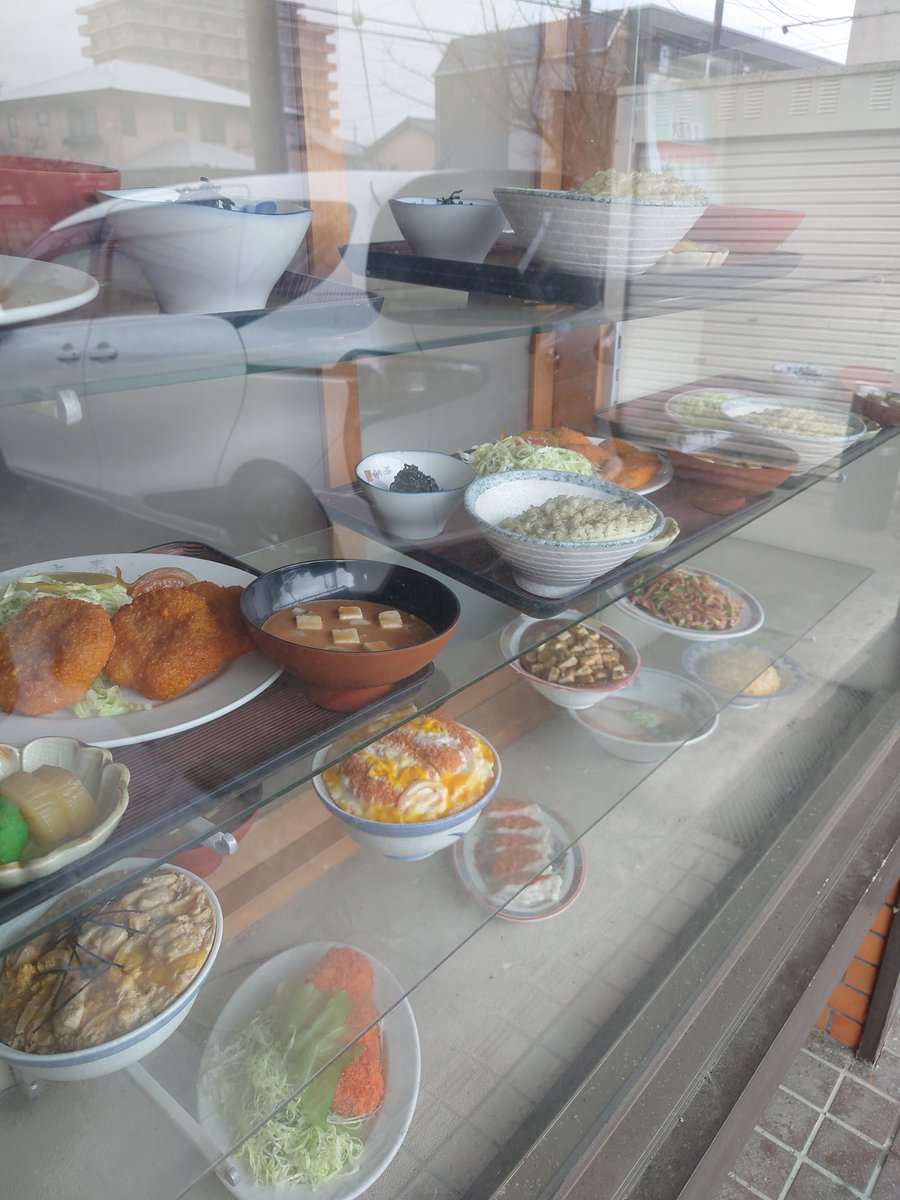 美味かった　下町情緒溢れる接客も良かった