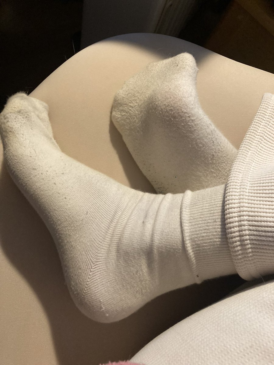 菜小心喵 tweet media