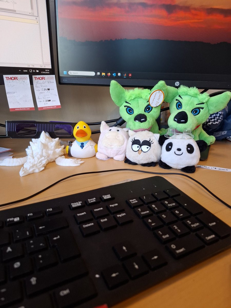 Purfect desk 👌