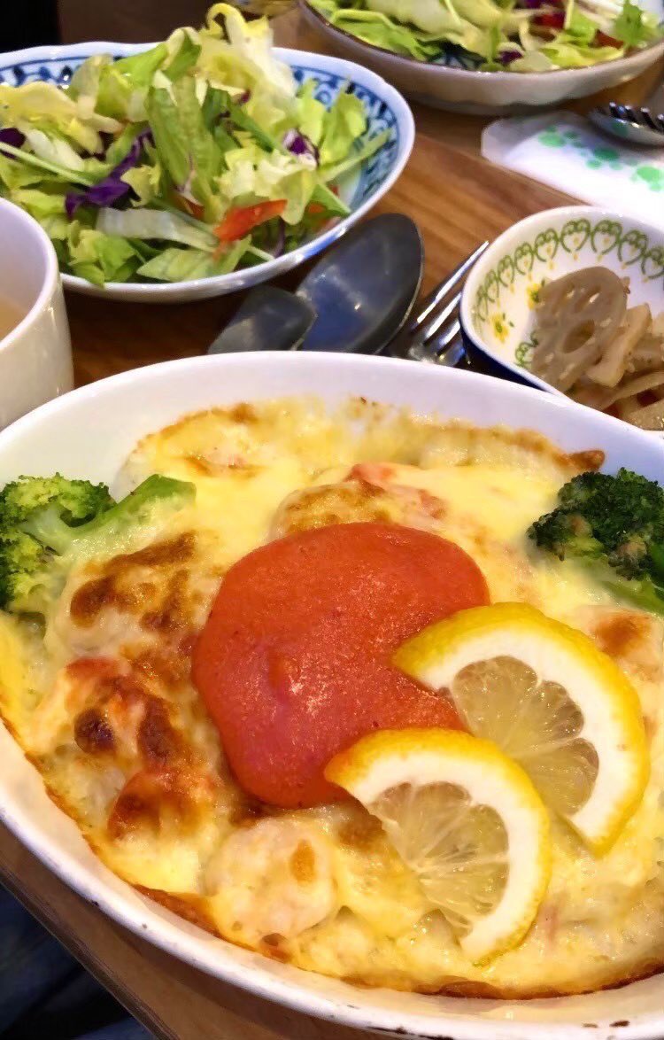 mito_cs's tweet photo. こんばんは！C'sです🌸

今回は、C'sで活動する中でいただいた、水戸の美味しいご飯を紹介します🤤

水戸にはたくさん美味しいご飯があり、それを食べることが活動の醍醐味にもなっています🙆🏼‍♀️
皆さんも街中を巡って美味しい水戸グルメ見つけてみてくださいね！

#水戸　#水戸グルメ https://t.co/AEzH6LvdLv