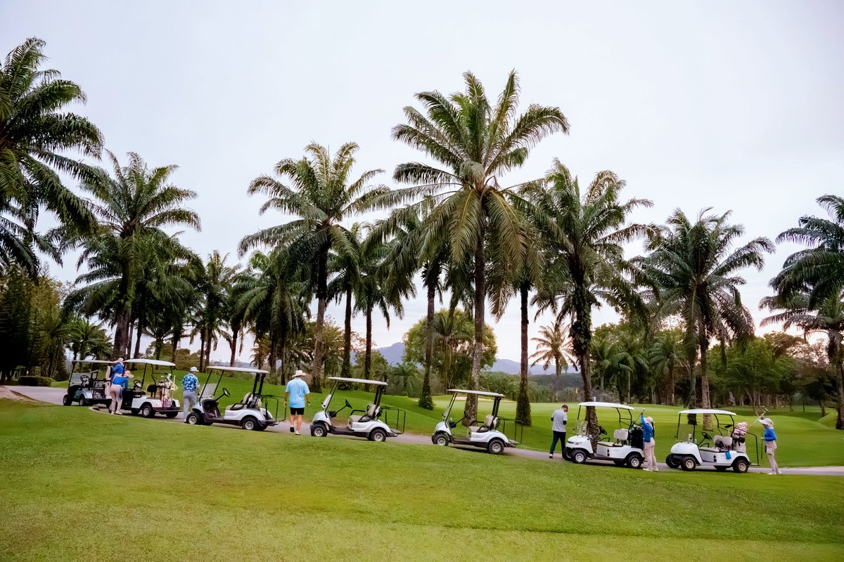 GolfLinkPhuket's tweet photo. With weather like this, are you ready to hit the golf course? 🥰⛳
.
#GolfLink #BlueCanyon #BlueCanyonCountryClub #golfinfluencer #GolfInfluencers #GolfTournament #InfluencerEvent #GolfCommunity #ExclusiveGolf #GolfChallenge #SwingIntoAction #PhuketThailand https://t.co/HzyNMTqPsk