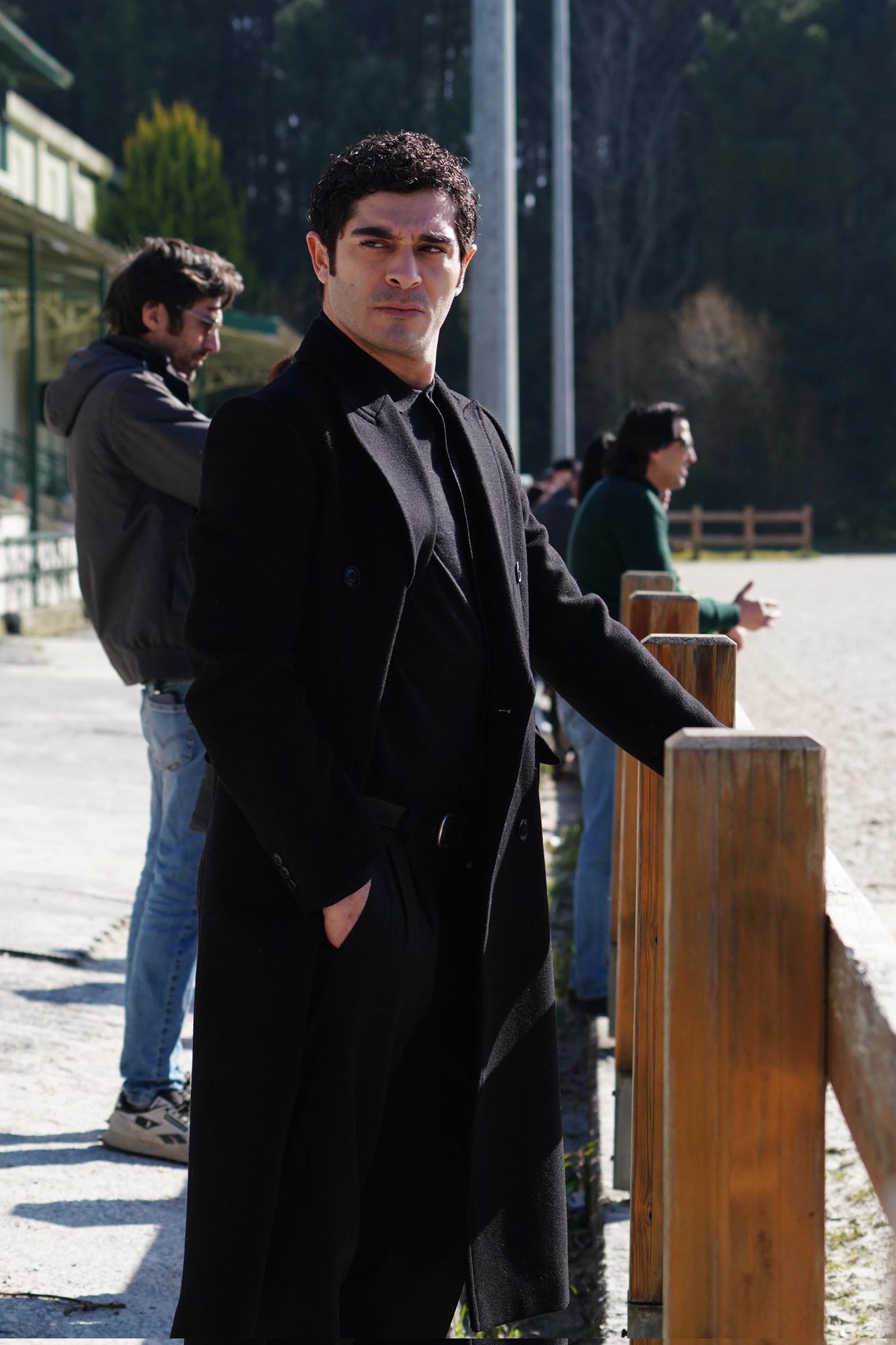 GmO9pj3XwAArlV2?format=jpg&name=large