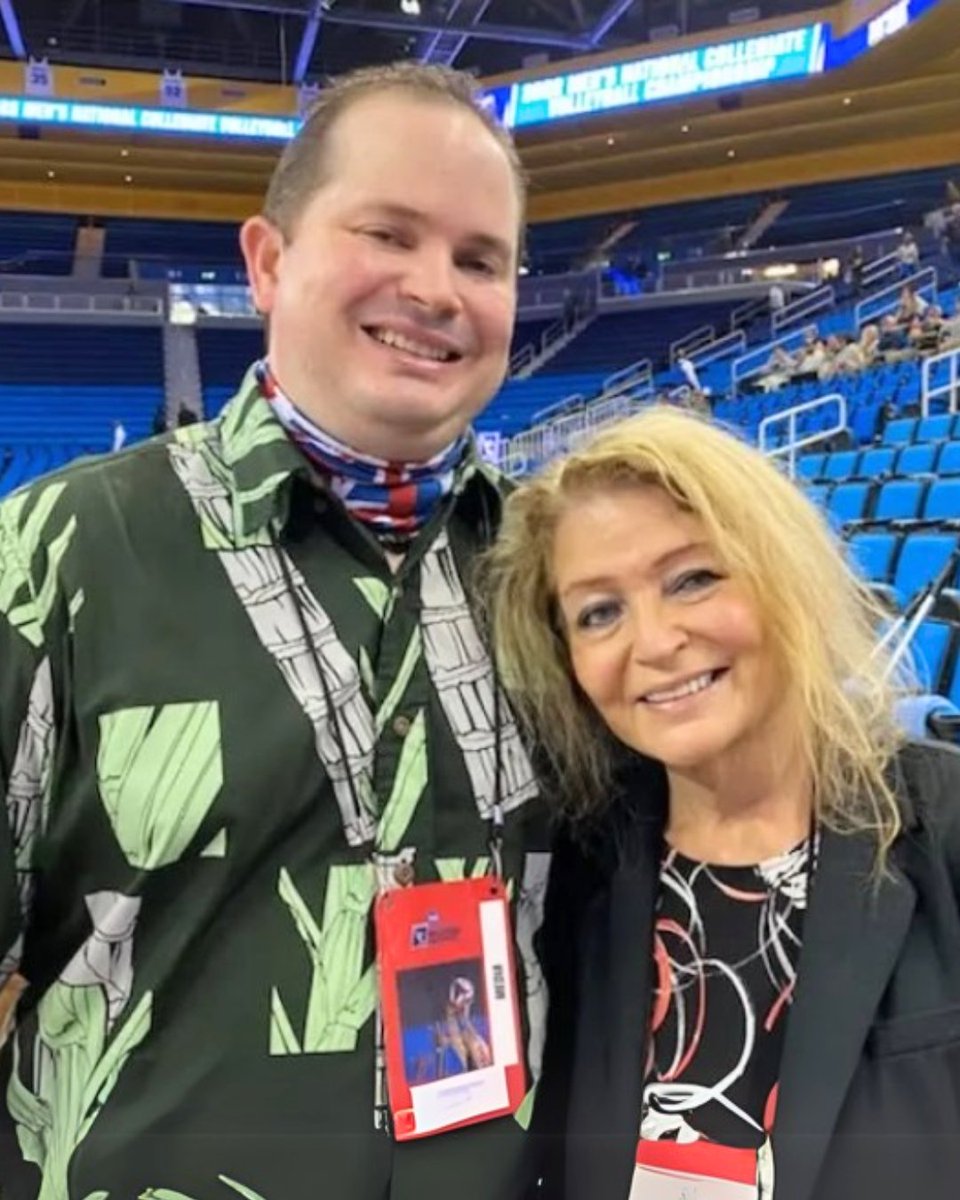 Hawaii sports journalism lost a legend with Cindy Luis' passing. A trailblazer and the first female sports editor in Hawaii, her 40+ years of impact were honored in 2024 with a UH Sports Circle of Honor induction. Our thoughts are with her family, friends, and son <a href="/tifferspxp/">Tiff</a>. 💚