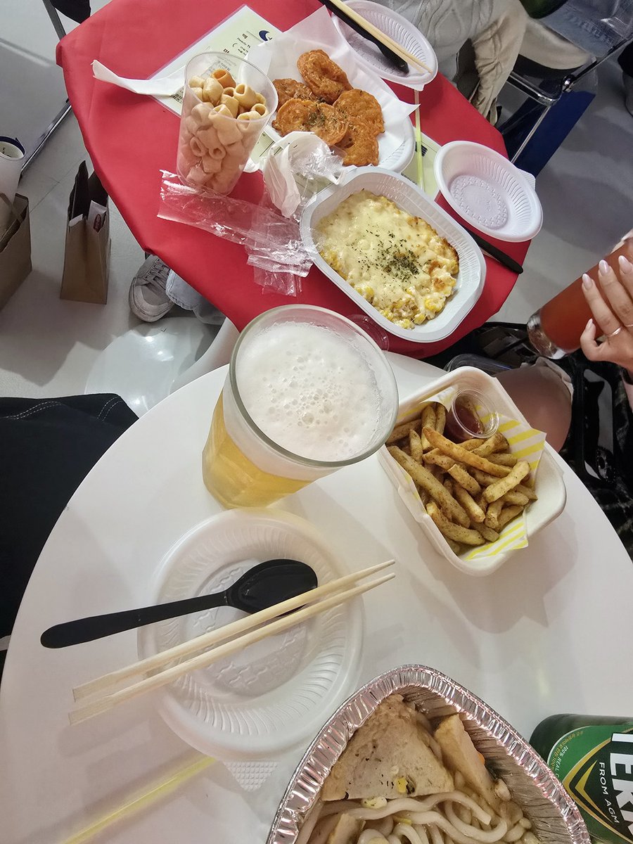 howspelldd's tweet photo. 이런 곳 처음 가봐서 멜로디들 텐션 감당 모태...
그래도 럭드로 2등! 당첨되어서 오늘부터 잘 들고 다녀요.
즐거웠습니다. ☺️☺️

#우리들의_13주년_비투비_덕분이야
#내일도_모레도_비투비를_부를래
#비투비와_함께한_추억에_취해 https://t.co/Mnai6cIPFr