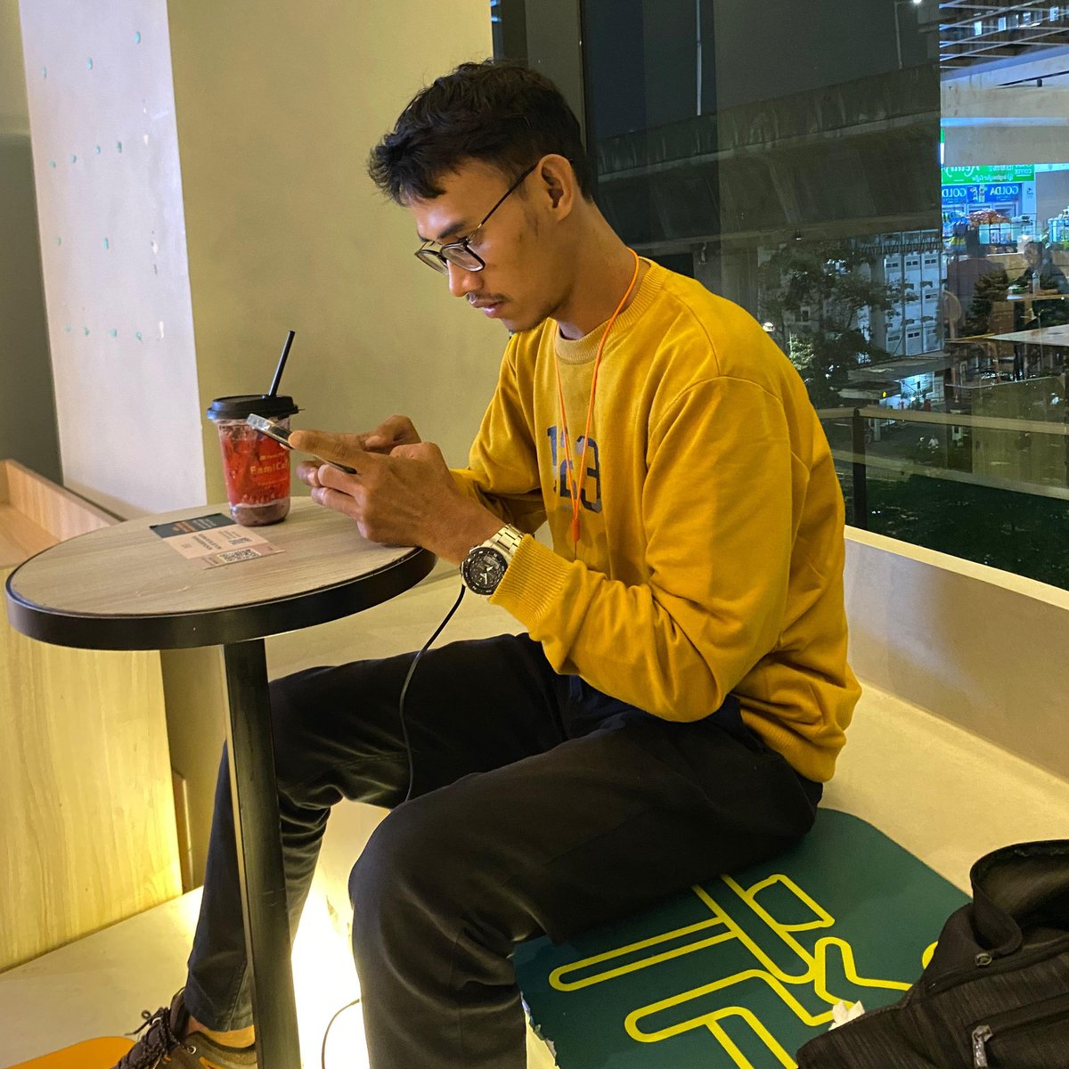 erwin0690's tweet photo. #FotoProfilBaru https://t.co/inbLVmLN2E