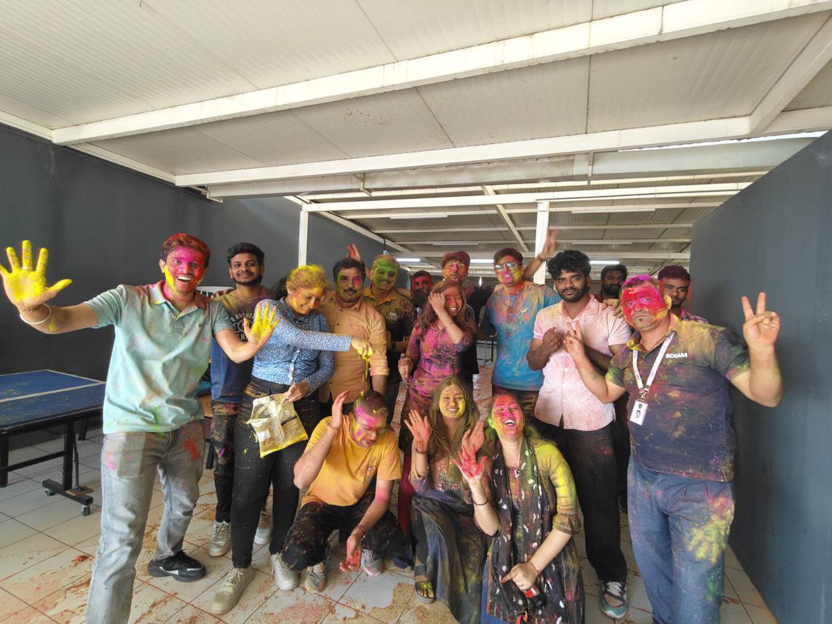 Block Stack tweet media