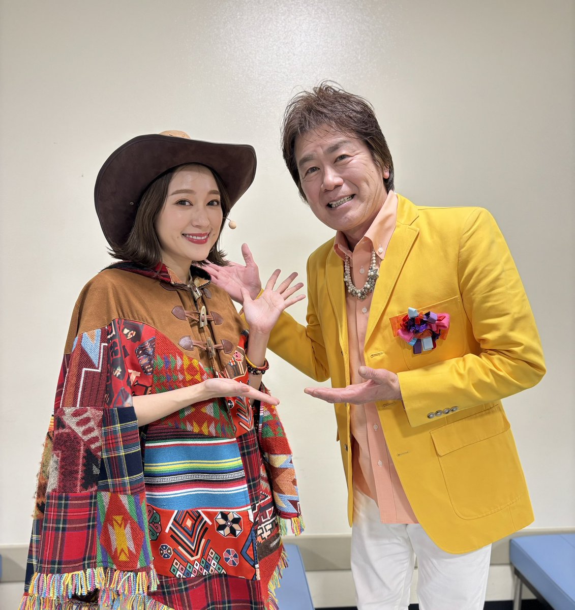 MetricaQuant's tweet photo. 「#こどもうたまつり」の公開収録でした☺️
#Eテレ のたくさんの番組出演者が集まり、
NHKホールが歓声と笑顔で溢れました✨

ご来場の皆さん、
ありがとうございました‼️

出演者の皆さんとの写真📸
その②も待っててね〜🤩

#今田耕司
#chay
#茂森あゆみ
#速水けんたろう https://t.co/2cE1TDA6z7