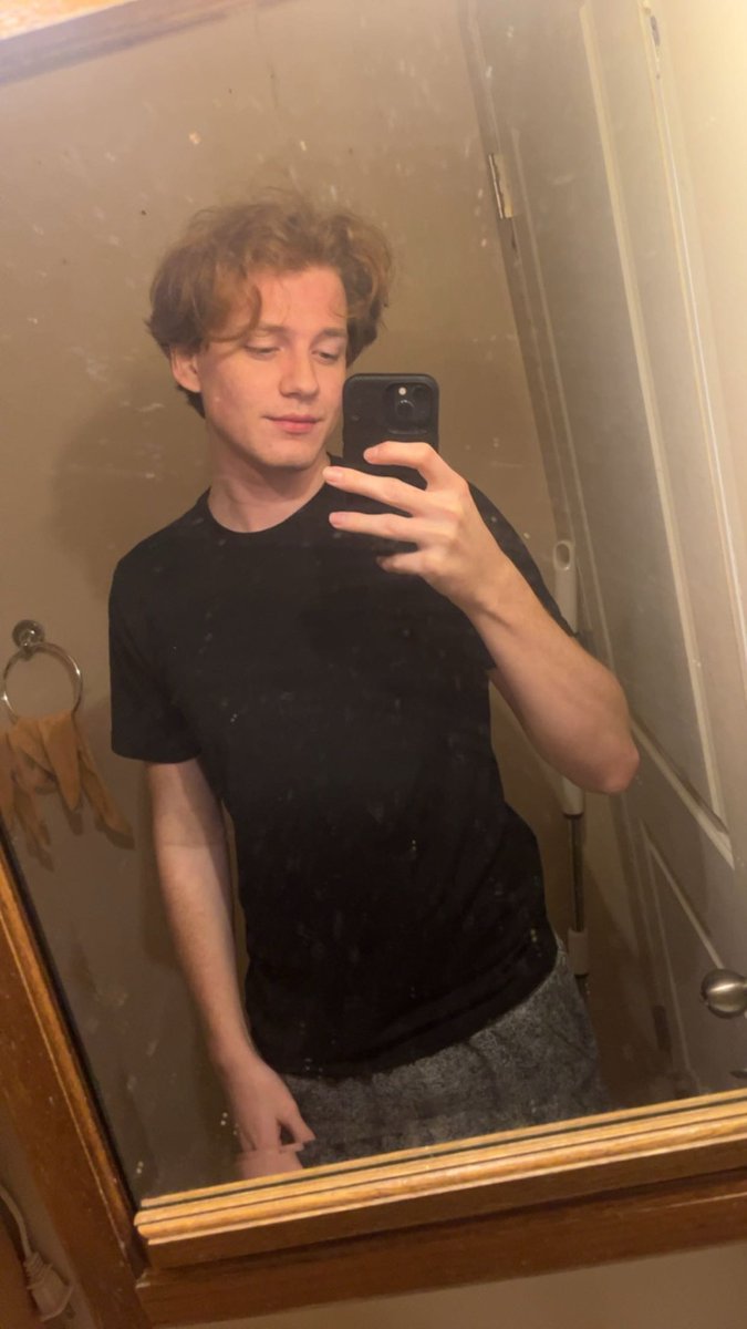 B (@sub_adonis) on Twitter photo Feeling bold but Iโll prolly delete this later Feeling bold but Iโll prolly delete this later