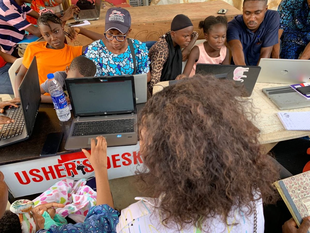Opuerefalabi's tweet photo. I started a free 3month IT training on Excel, PowerBI and Python on Saturday 15th  March and there were 31 students on board. We need funding /sponsors to do more. https://t.co/z05sg2mKlA