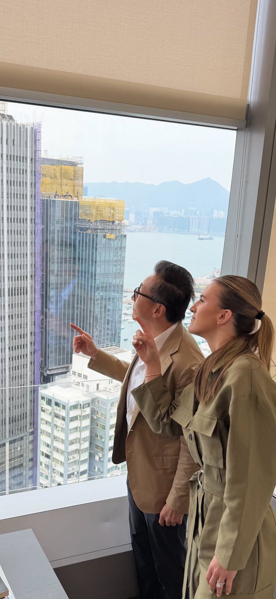 Sabrina Ionescu (@sabrina_i20) on Twitter photo Am I right? <a href="/joetsai1999/">Joe Tsai</a> Am I right? <a href="/joetsai1999/">Joe Tsai</a>